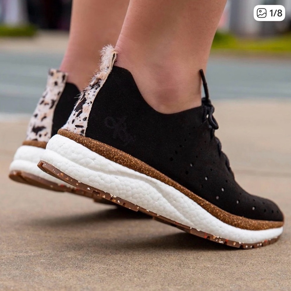 OTBT Black Sneakers with Animal Print Size W9